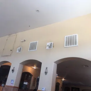 Every vent in here is filthy. Already ordered so I&apos;m glad I can&apos;t see the kitchen.