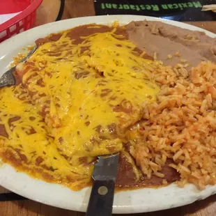 Cheese enchilada plate - YUMMY!!