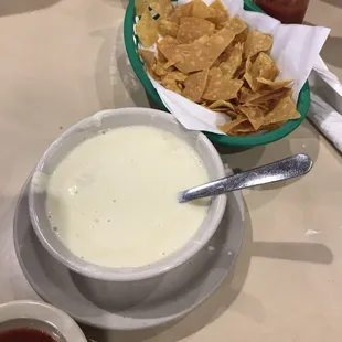 Large Queso with chips and salsa.