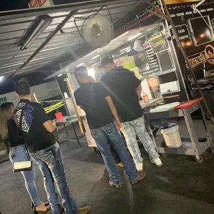 Lots of people after 1 am