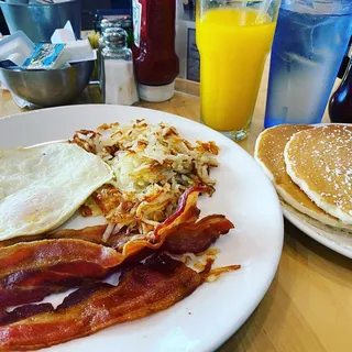 Classic American Breakfast
