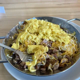 Triple Crown Skillet
