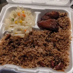 Cabbage, rice and peas, with plantains