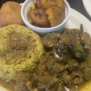 Large Curry Goat with Rice &amp; Plantains
