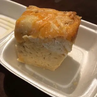 Macaroni pie
