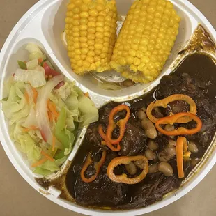 Oxtail stem cabbage and corn