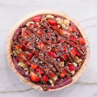 &quot;Be mine&quot; açai bowl