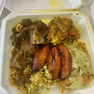 Goat curry &amp; chicken curry plate
