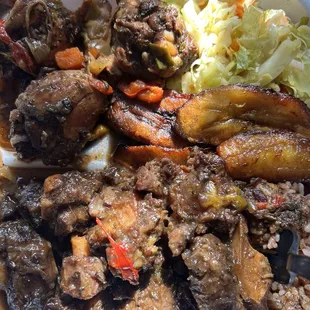 Two meat combo stew chicken/oxtail