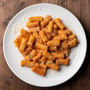 Spicy rigatoni alla vodka