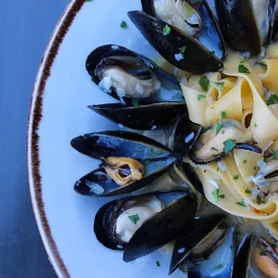 Fettuccini with Prince Edward Island Mussels