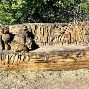 Fun animal bench by Chainsaw Mama
