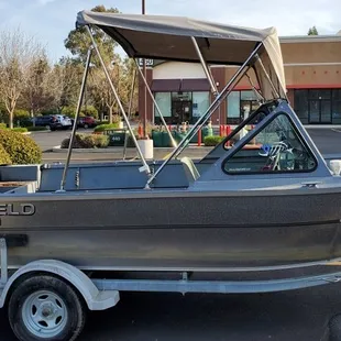 Side view.  Tall design allows for great angling ability and usefulness