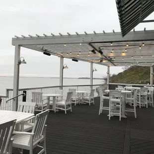 outdoor dining area overlooking the ocean