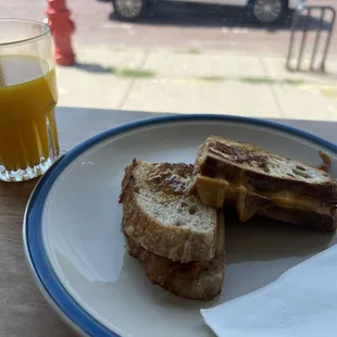 Bacon grilled cheese