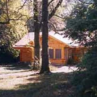 Each of 6 cabins accommodates 24 people. 2 cabins has large lounge area w/fireplace and kitchenette; 2 w/ lounge fireplace only
