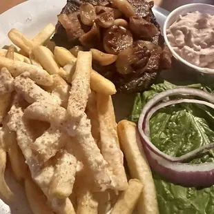 Roasted garlic burger with garlic fries and fry sauce. Very good!