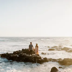 Sunrise engagement photoshoot on Oahu