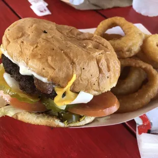 Bacon Jalapeño Cheeseburger basket with Rings