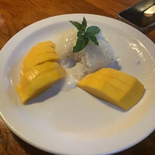 Mango and Sticky Rice