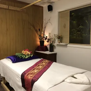 Jamjuree Massage