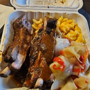Jerk ribs, cabbage and mac&amp;cheese
