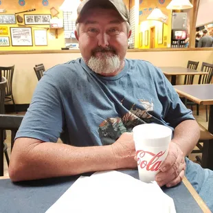 Eating dinner with the hubby 5 !!!!!