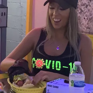 Great waitress, great hot dogs.