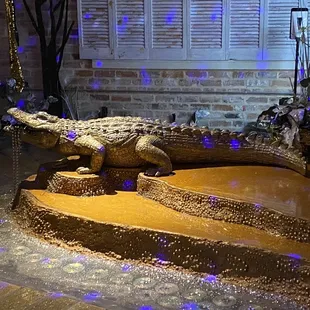 Glittery Gator