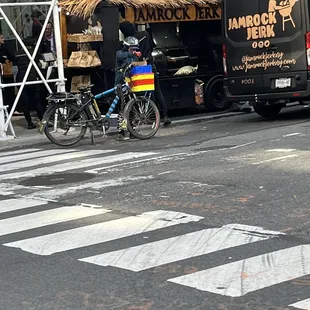 Van where the chicken is cooked