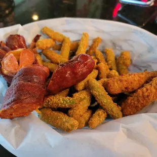 Sampler Plate
