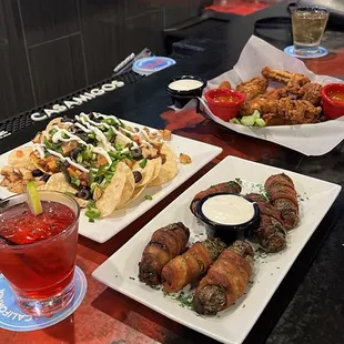 Nachos, Wings, drinks, bar, Jams Carnitas Stuffed Jalapenos