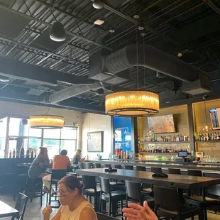 Dinning area and bar