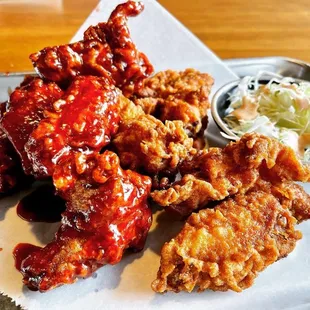 chicken wings and coleslaw