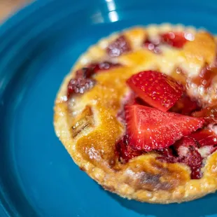 Strawberry-RhubarbMiniPie