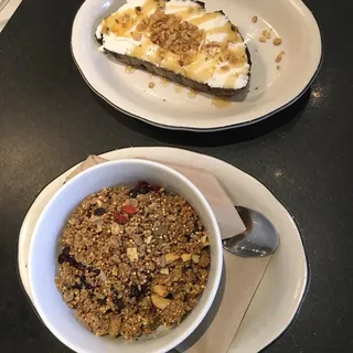 Chia Pudding Parfait