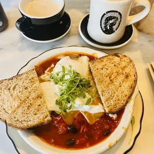 Spicy baked eggs
