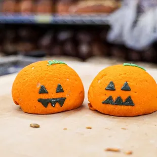 Pumpkin brioche