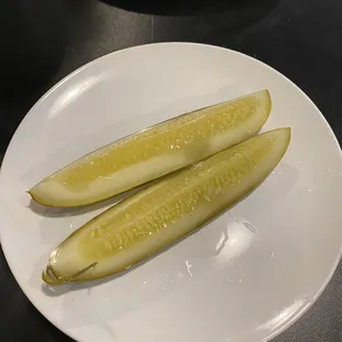 Homemade dill pickles