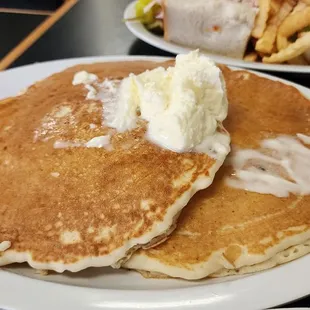 Short stack pancakes