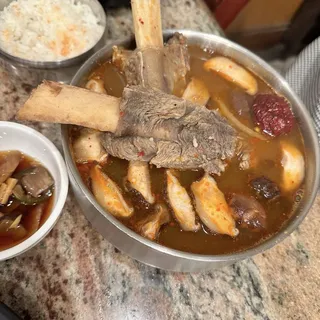 19. Beef Short-Rib Casserole with Vegetables