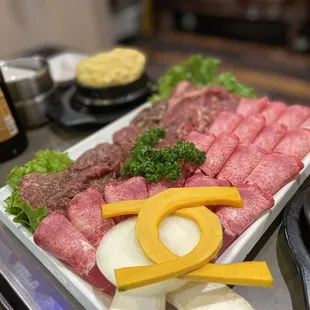 Combo A w Bulgogi, beef tongue, ribs