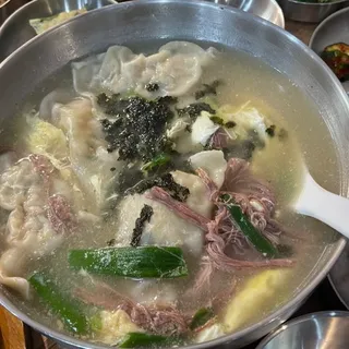 2. Wang Mandooguk