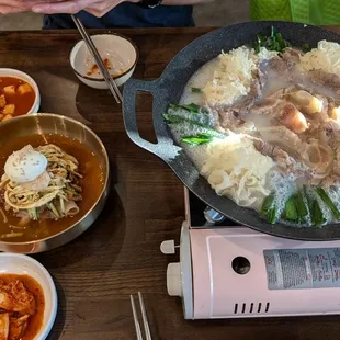 Bibimnyeongmyun &amp; assorted meat platter