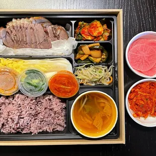 Glazed Pig Hock Set