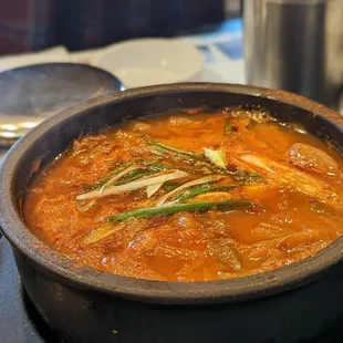 Kimchi jjigae