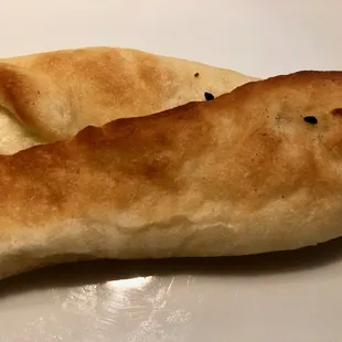 The cheesy bread!! Must try!