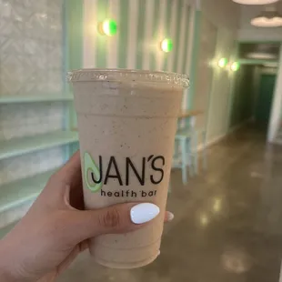 Chunky monkey smoothie  Instagram: @hungrytamale