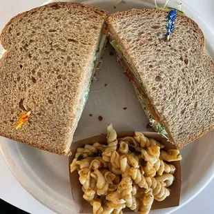 Jan&apos;s Classic Sandwich (TikTok: @justandyvu)
