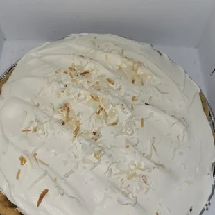 Coconut cream pie